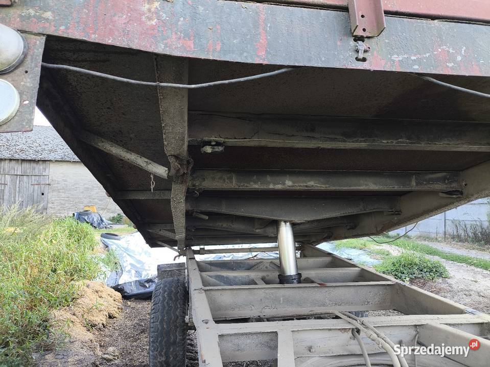 Przyczepa D47 D46 Sanok zarejestrowana Maszyny rolnicze śląskie Grabiec