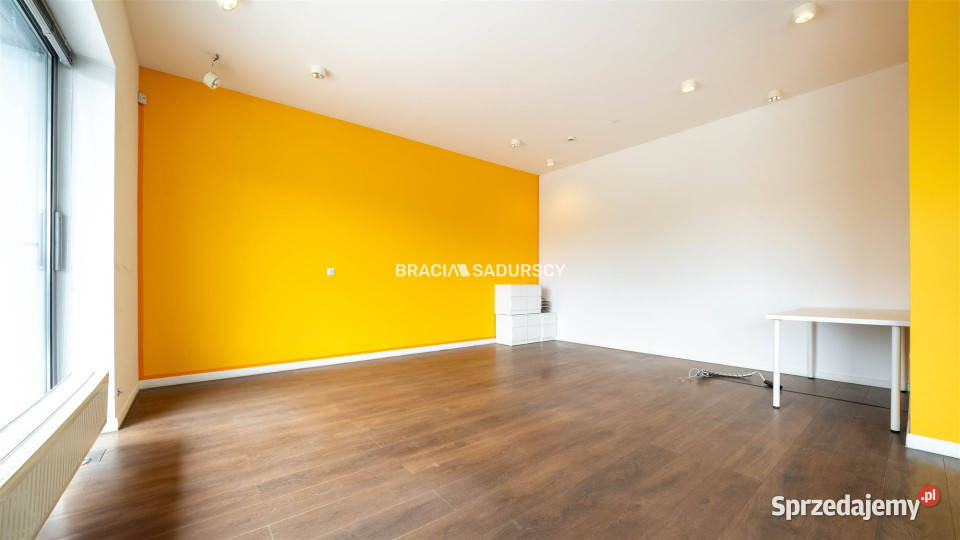 wynajmu lokalu 102m2 Kraków Balicka małopolskie