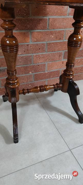 Piękny stolik niciak eklektyczny antyk Antyki sprzedam