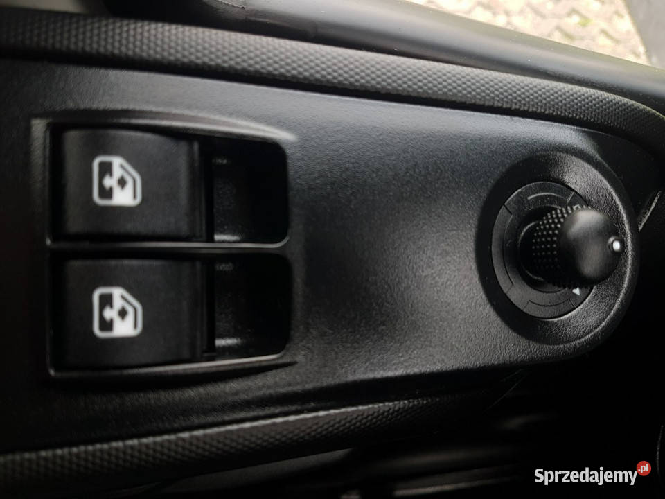 Iveco Daily KONTENER NISKOPODŁOGOWY 443x223x242 zarejestrowany w Polsce