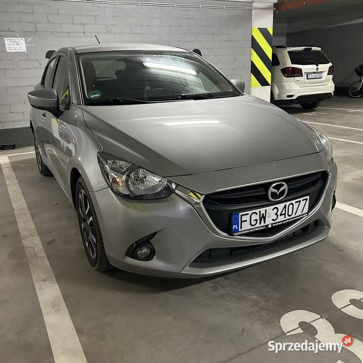 Mazda 2 2016r 15 90 stan serwisowana w ASO 1500cm3 Gorzów Wielkopolski