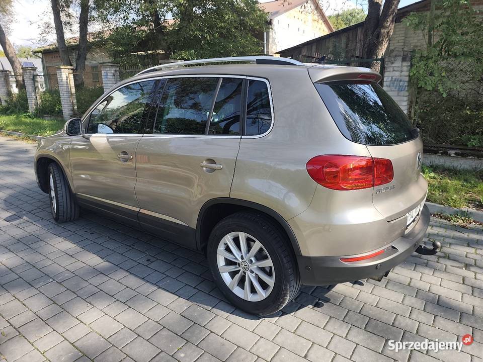 Świeżo sprowadzony VW Tiguan 20 TDI 4x4 przebieg tempomat Tiguan Krasnobród