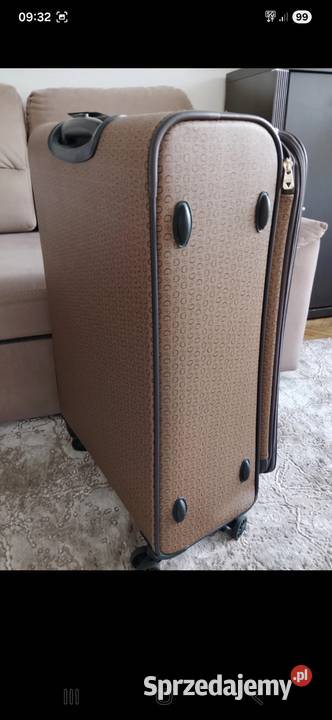 Oryginalna walizka Guess Puławy