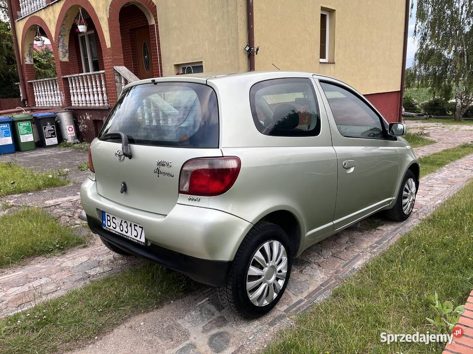 Toyota Yaris 10 Benzyn Elekrtyka Zarejestrowany w Polsce podlaskie Suwałki