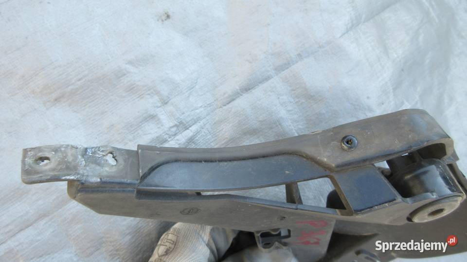 BMW 5 E60 LIFT SEDAN WZMOCNIENIE ZDERZAKA TYL Ruda Śląska