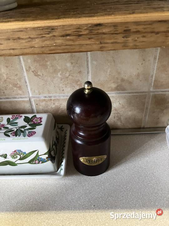 Drewniany młynek do pieprzu dolnośląskie Jawor sprzedam