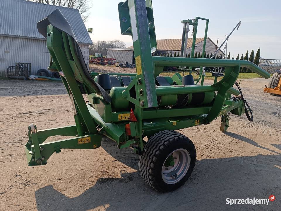 Owijarka samozaładowcza Pronar z245