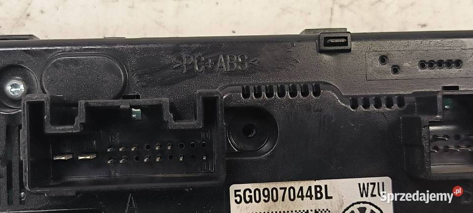 PANEL KLIMATYZACJI VOLKSWAGEN GOLF VII Lipno