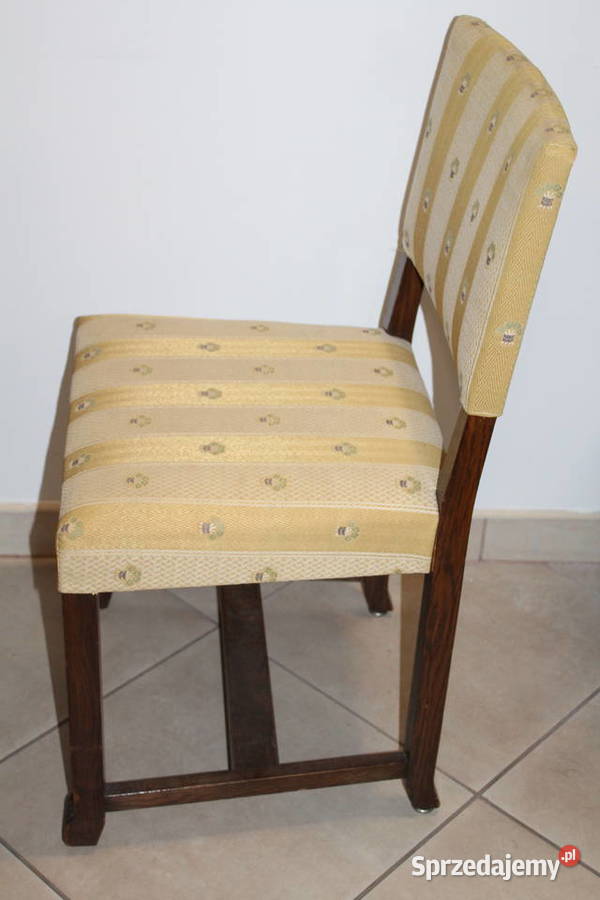 Krzesło dębowe 661 FiaF Szczecin