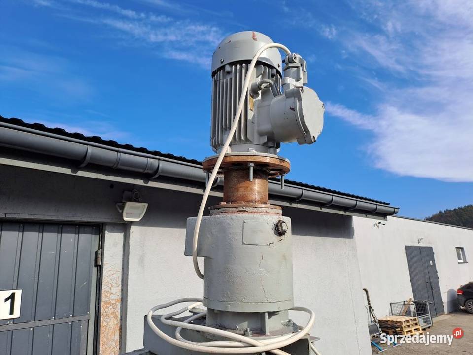 Zbiorniki z mieszadłem do zaprawy klejowej 900 małopolskie Stary Sącz