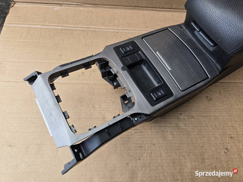 Subaru Outback IV BR podłokietnik panel ramka dolnośląskie Legnica