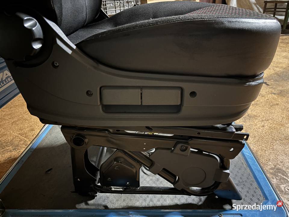 Pojedynczy fotek pasażera Peugeot Boxer itd Częstochowa