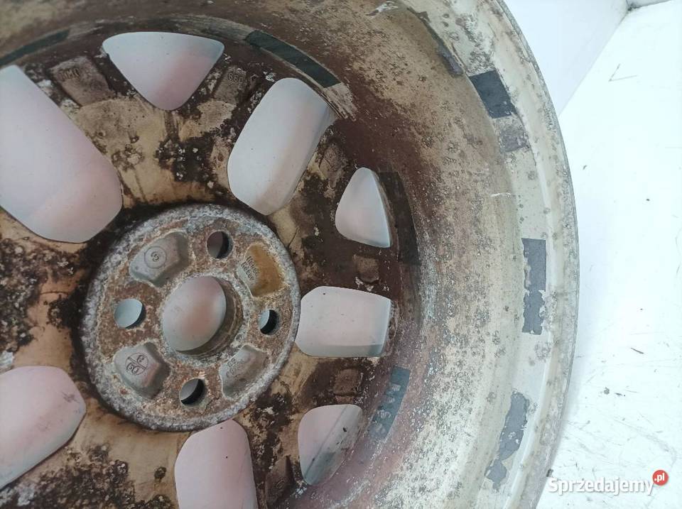 FELGA ALUMINIOWA R16 4X100 ET60 OC66MM 16X6J sprzedam