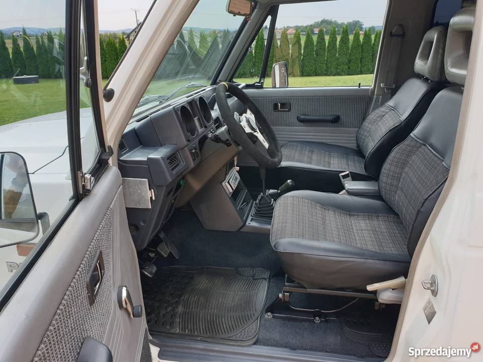 Mitsubishi pajero I 1988r 25 Diesel 152 bez przyciemniane szyby