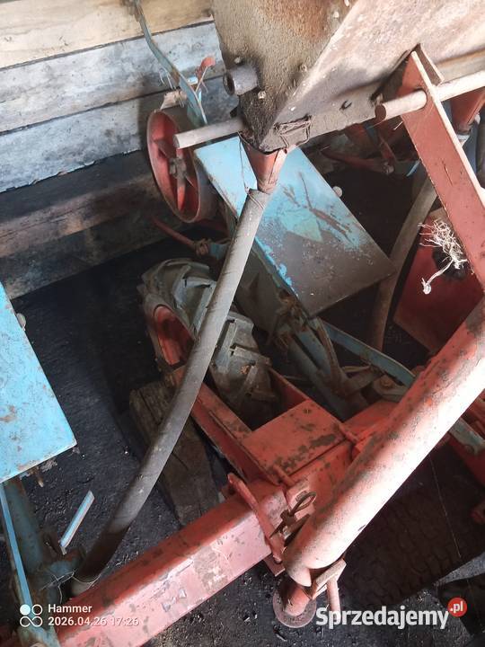 Siewnik do kukurydzy 4rzędowy Becker Pacanów