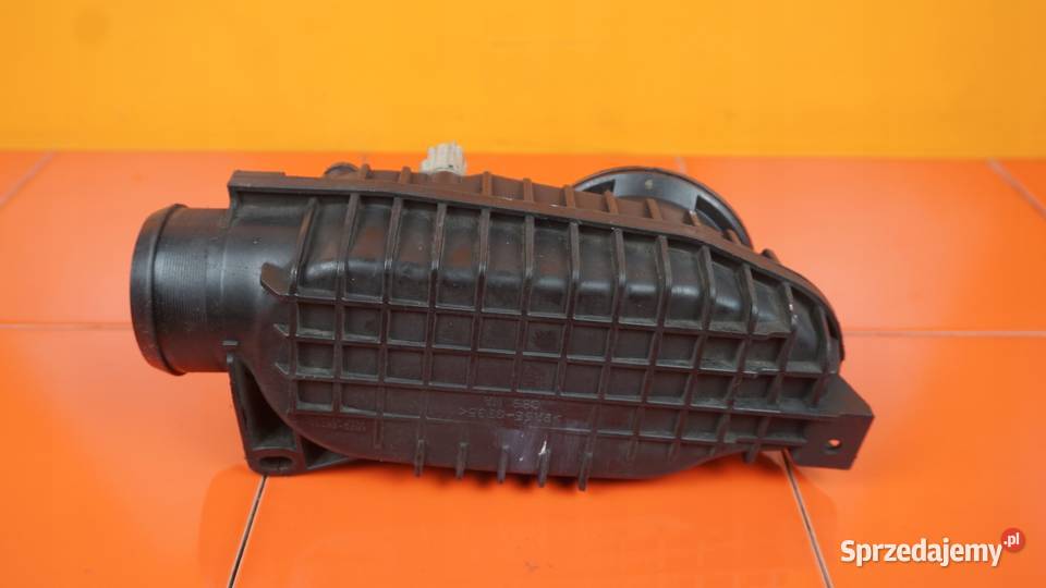 RANGE ROVER SPORT L405 30 TD V6 13r rezonator osobowe Suków