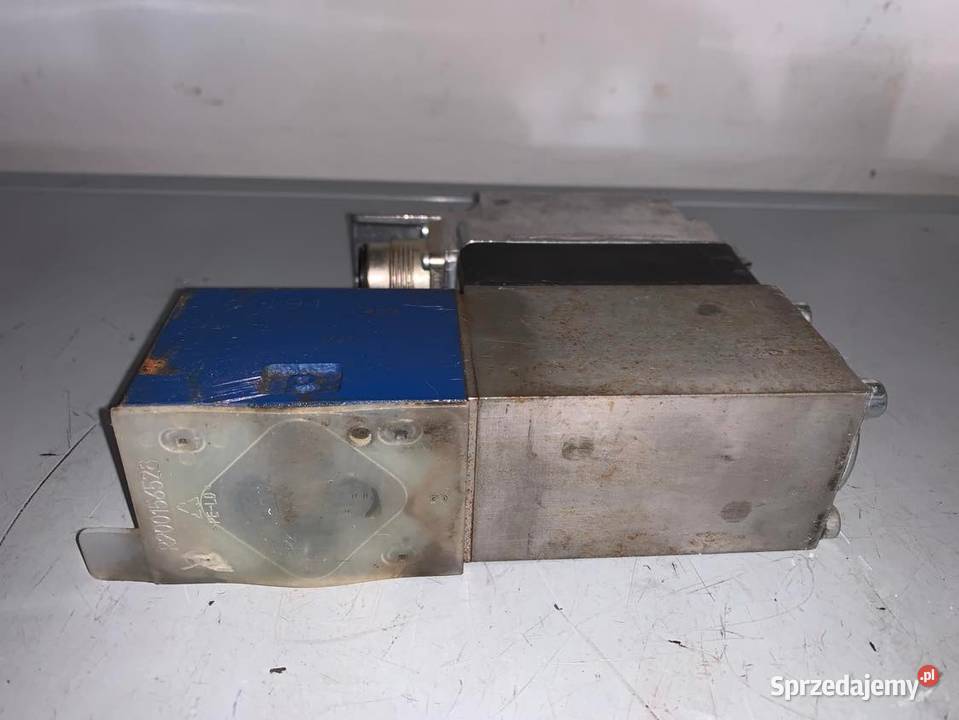 Bosch Rexroth 0811404723 4WRREH 6 V B 8L Pozostałe Warszawa sprzedam