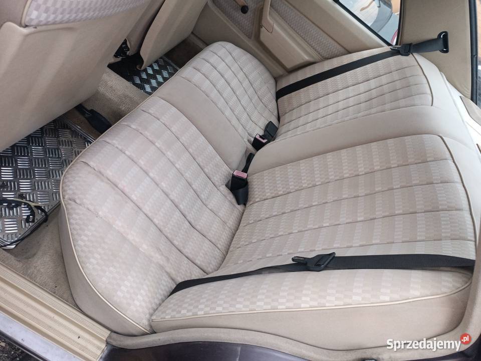 Mercedes 190 W201 1991 Wyspawany do ukończenia brązowy Celestynów