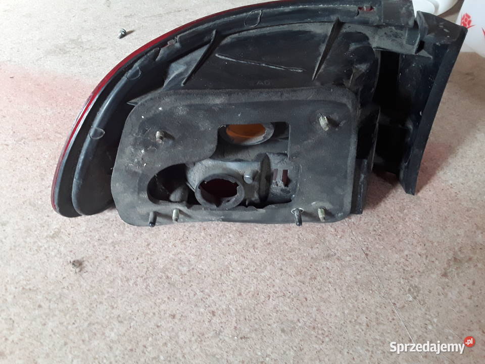 Honda Civic V 5gen hatchback lampa tył 9195