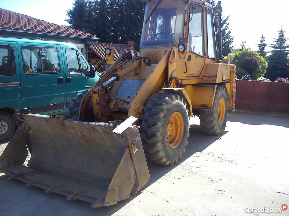 Sprzedam koparko ładowarkę FAIKomatsu 565 Ramsowo