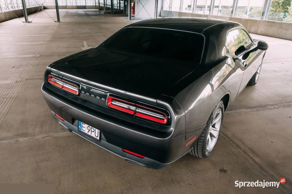 Dodge Challenger Automatik SXT Plus 309 2016r łódzkie Łódź