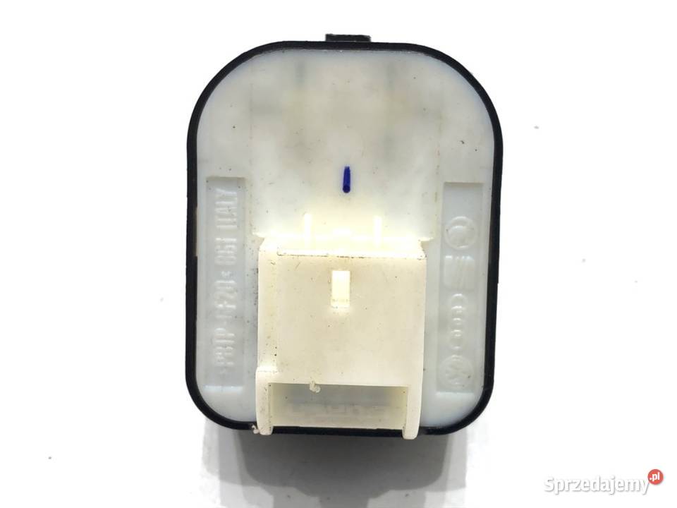 PRZEŁĄCZNIK REGULACJI LUSTEREK AUDI A6 C7 osobowe
