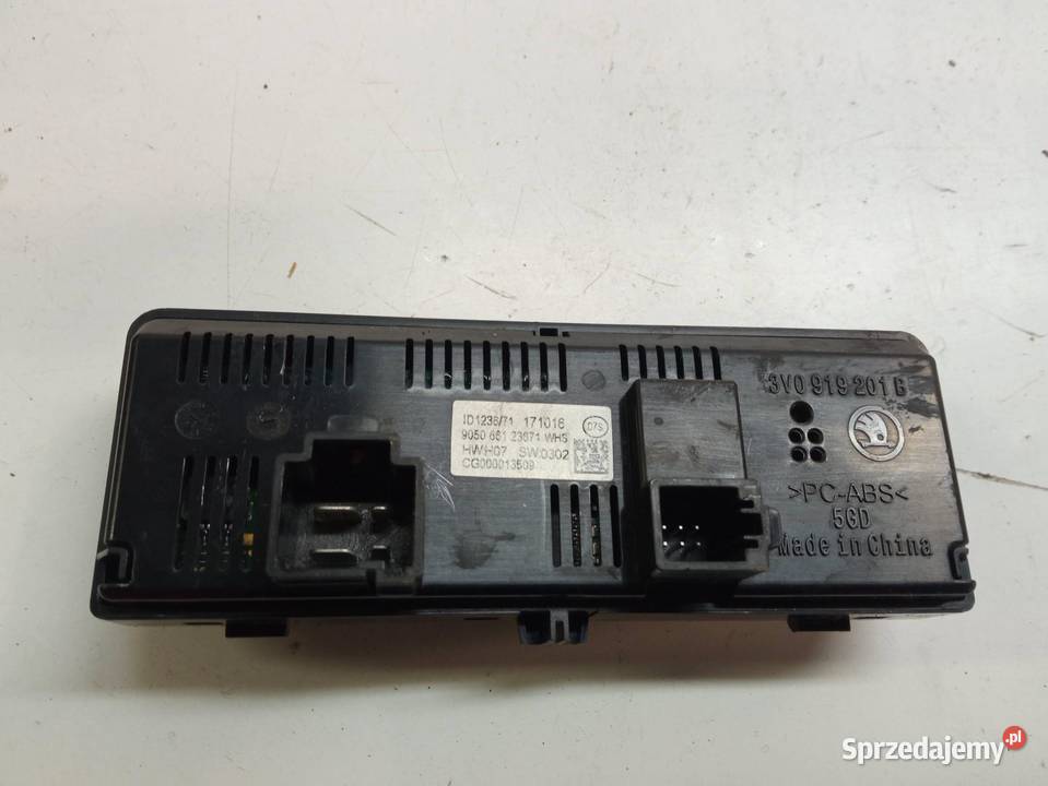 PRZEŁĄCZNIK FOTELA OGRZEWANIA PANEL 3V0919201B Motoryzacja