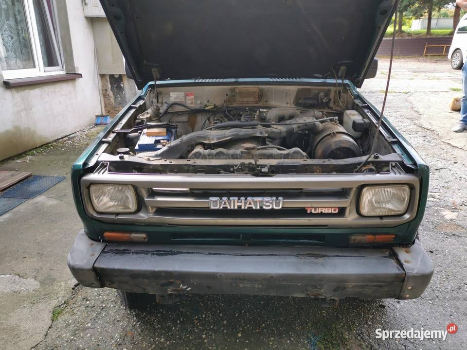 Daihatsu Rocky 28 td Rozebrany do renowacji Roztropice sprzedam