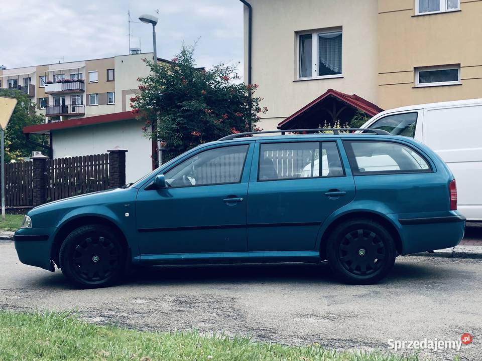 koda Octavia 20MPI 115 nieuszkodzony podkarpackie