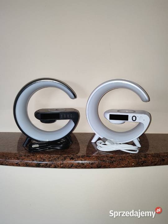 Budzik Zaokrąglony RGB z Ładowaniem Indukcyjnym Zegary