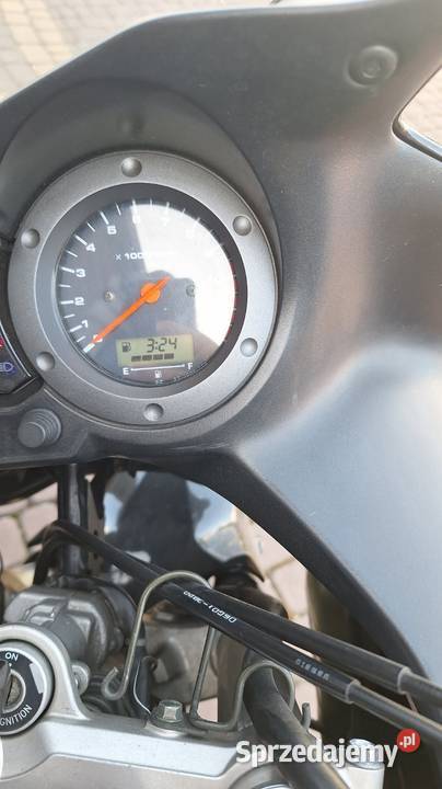 Suzuki dl1000 benzyna