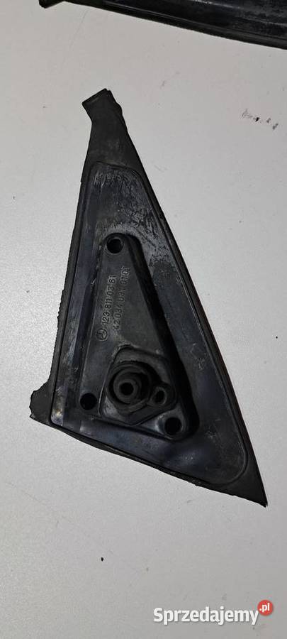 Uszczelka lusterka lewego 1238110361 Mercedes Luzino