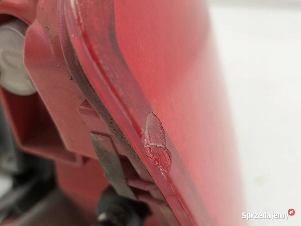 LAMPA TYŁ LEWA SEDAN LIFT 4F5945095J Audi A6 III osobowe