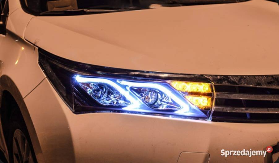 NOWE lampy przednie lampa przód Toyota Corolla Bełchatów