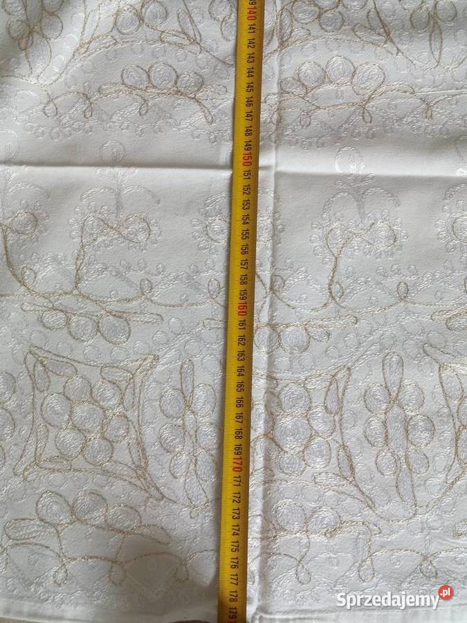 Obrus żakardowyhaftowany 180 biały Gdańsk