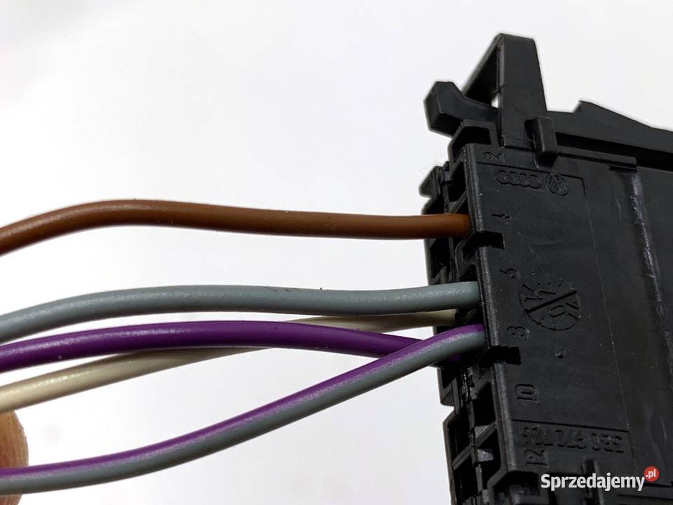 LUSTERKO PRAWY VW PASSAT B5 FL Kombi 0005