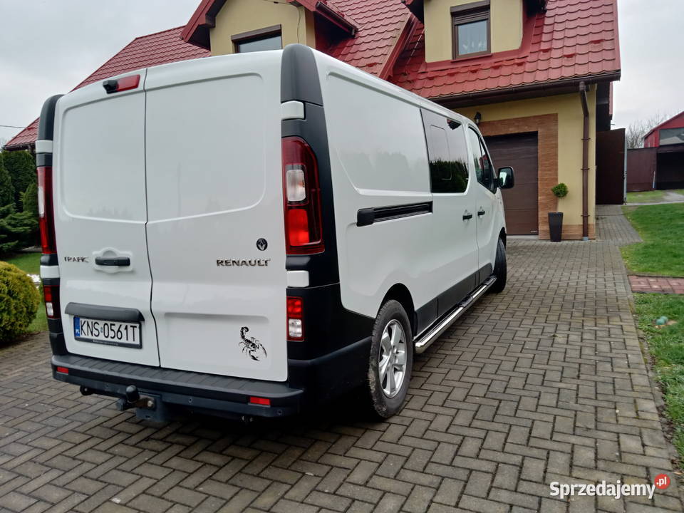 sprzedam renault trafic long brygadówka 6osobowy 145KM Łącko