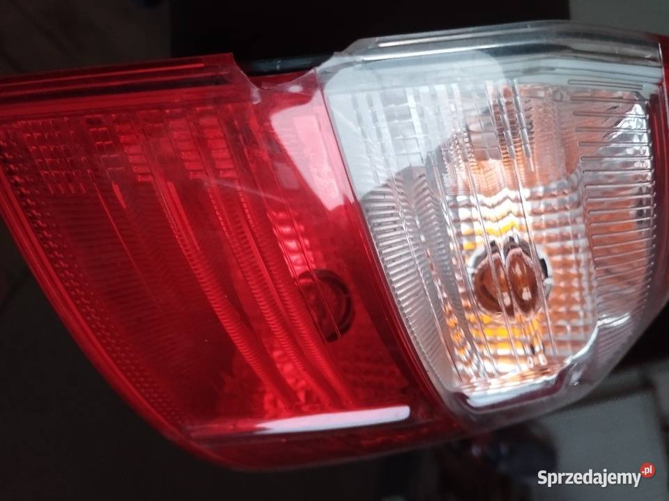 Lampy tył ford focus kombi 11 Lampy tylne mazowieckie Obiedzino Górne