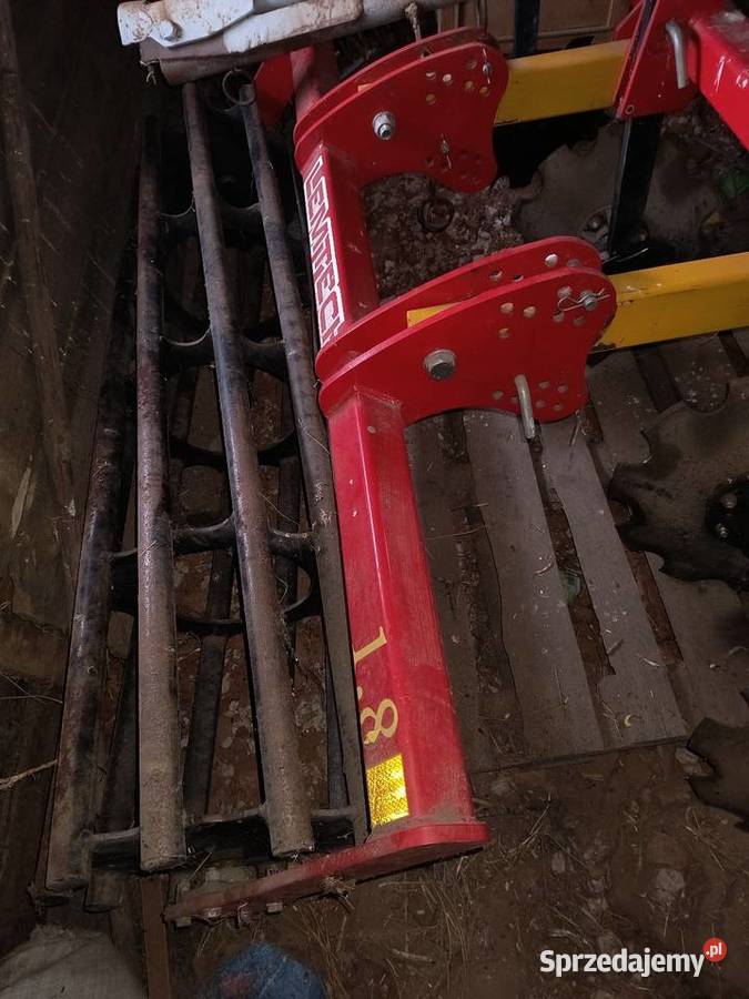 Młynek do zboża Ożarów