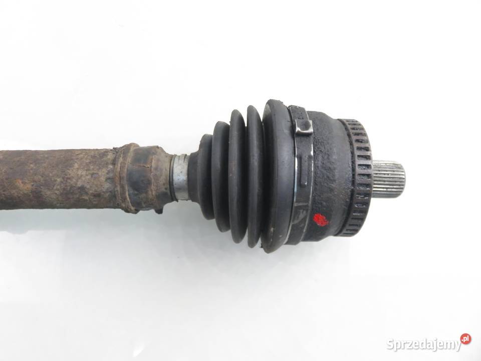 PÓŁOŚ LEWA PRZEDNIA AUDI A4 8D2 B5 16 8V 100 ADP małopolskie