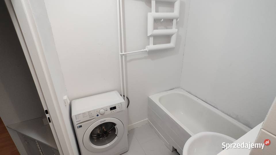 Sprzedam mieszkanie Pułaskiego 1 piętro 2 pokoje Łask