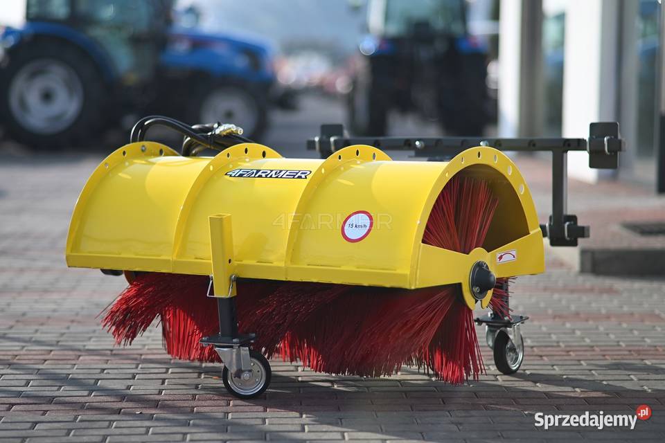 Odmiatarka 120 do traktora TH 8014 hydrauliczna