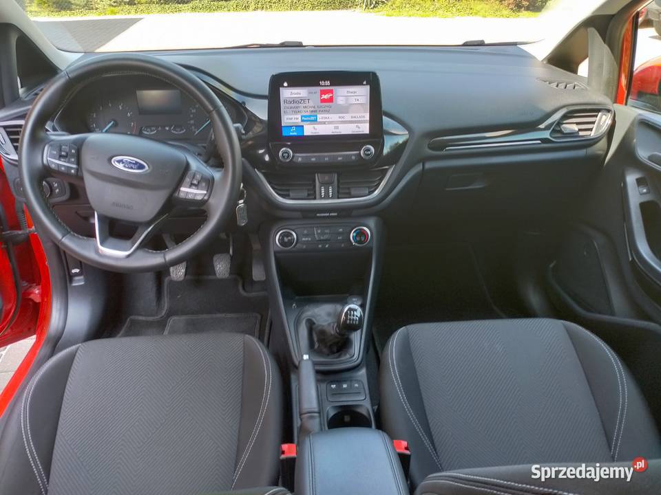 Ford Fiesta czerwona strzala Łuków