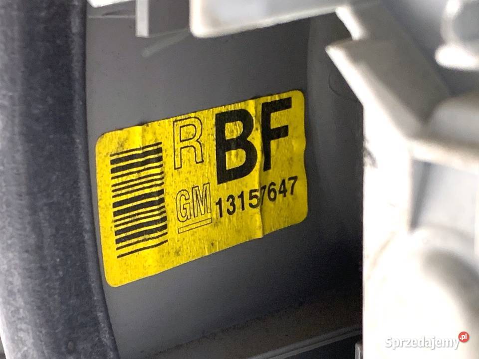 LAMPA PRAWY TYŁ OPEL VECTRA C 13157647 Hatchback sprzedam