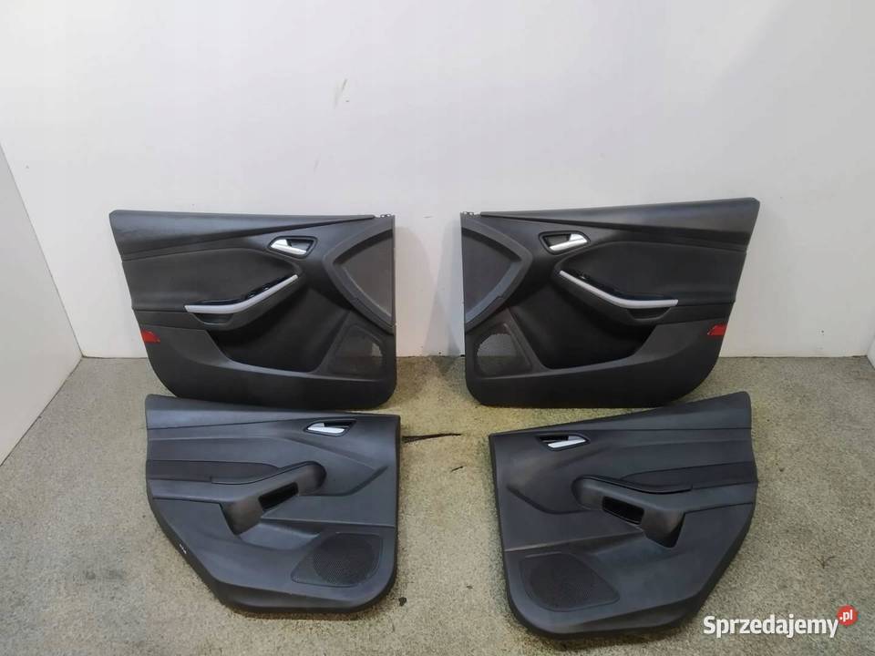 TAPICERKA BOCZEK PRZÓD TYŁ KPL KOMBI Ford Focus świętokrzyskie