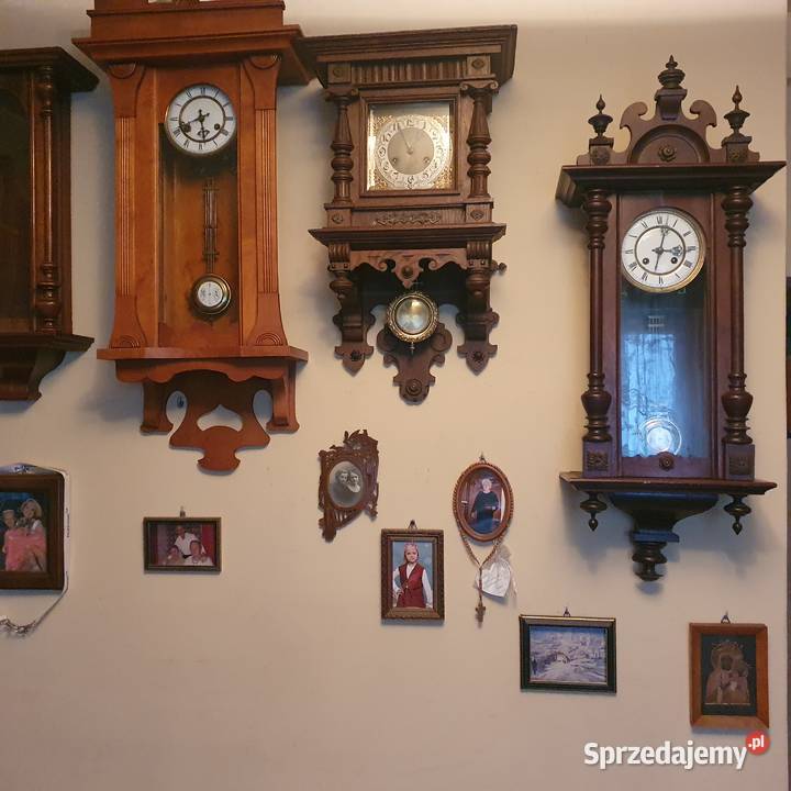 Sprawny zegar eklektyczny na pełnej