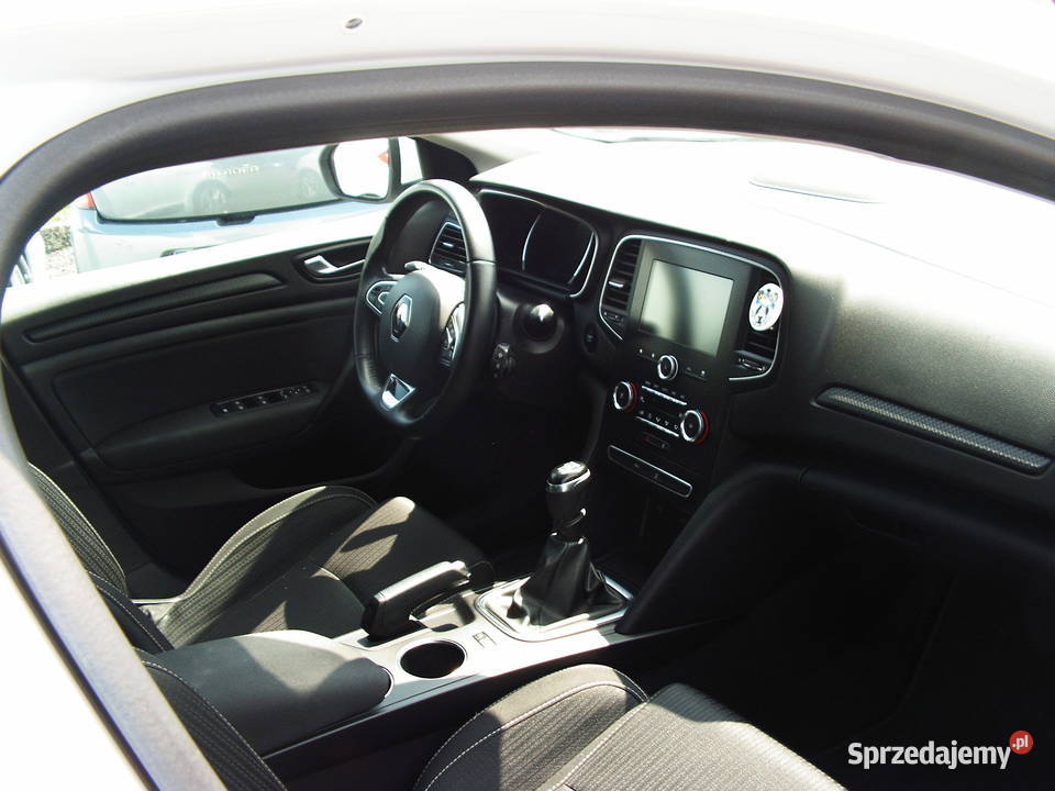 Renault Megane 15 DCI 2020 r Navigacja światła LED Września