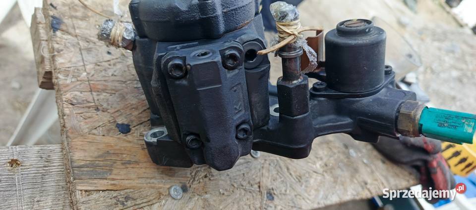 Pompa wtryskowa peugeot 407