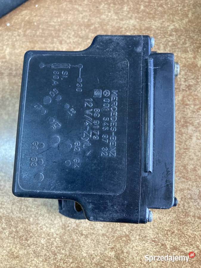 PRZEKAŹNIK ŚWIEC ŻAROWYCH MERCEDES W123 W124 Rakoniewice