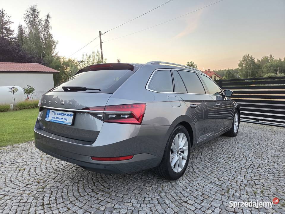 SKODA SUPERB LIFT AMBITION SalonPL 1WŁ 2022 komputer pokładowy Sieradz